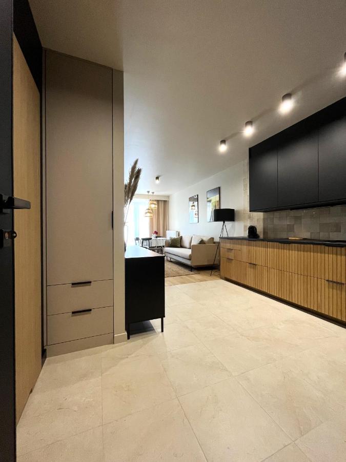 Wyszynskiego Apartment - Self Check-In 20H - Parking &Lift ヴロツワフ エクステリア 写真