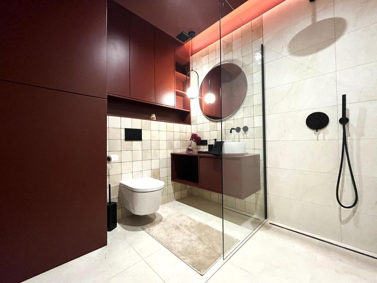 Wyszynskiego Apartment - Self Check-In 20H - Parking &Lift ヴロツワフ エクステリア 写真