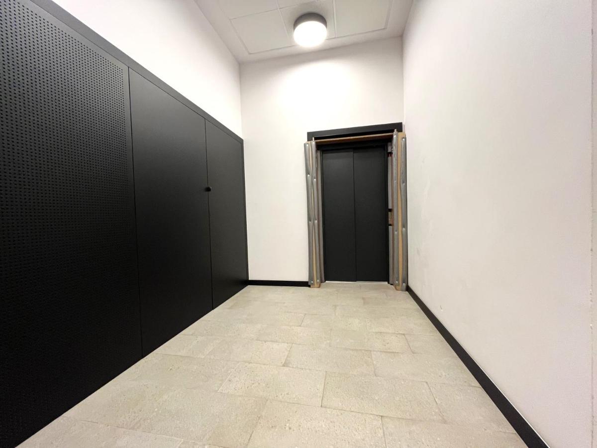 Wyszynskiego Apartment - Self Check-In 20H - Parking &Lift ヴロツワフ エクステリア 写真