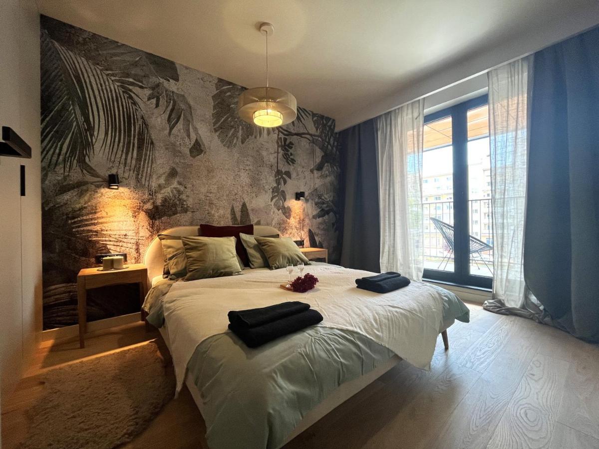 Wyszynskiego Apartment - Self Check-In 20H - Parking &Lift ヴロツワフ エクステリア 写真